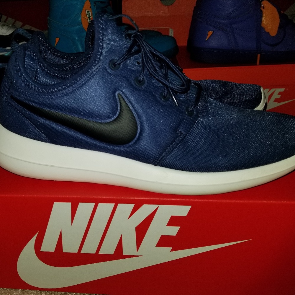 Nike Roshe Two !!! EUC !!! Closet Clean Out